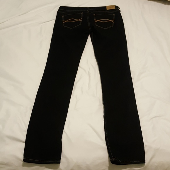 Abercrombie & Fitch Denim - MAKE AN OFFER Abercrombie and Fitch dark skinny